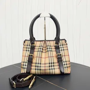 Pre-owned BURBERRY Canvas Shoulder Bags 7.8'' R14359 Shoulder Bag C6843698069 0411 T5 Betsy