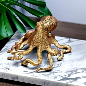 Mini Brass Octopus Ornament - Collectible Figurines - Antique Copper Finish, Desktop Decoration, Living Room and Office Decor, Exquisite Metal Model, Unique Animal Figurine, Handcrafted Sculpture, Decorative Accent, Home Decor, Gift Idea
