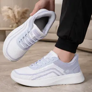 Men's Stylish Sneakers for All Seasons Shock-Absorbing Jump Rope Training Shoes Lightweight Non-Slip Gym Footwear for Road Running Comfortable Breathable Upper Casual Shoes