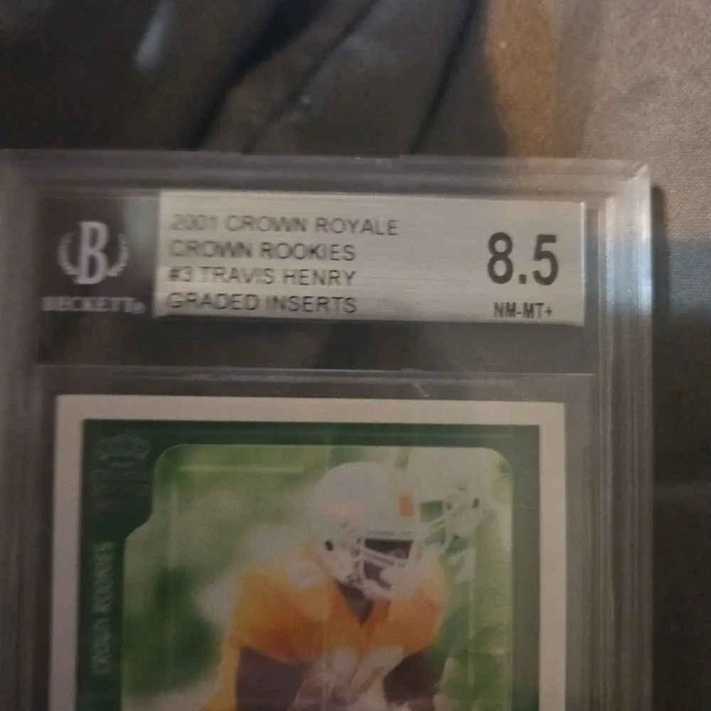 Beckett 2021 Crown Royal Crown Rookies #3 Travis Henry Graded Insert Card 8.5 NM-MT+