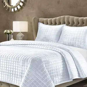 Tribeca Living Luxury Velvet Quilt King Size Set - 260GSM Ultra-Soft Oversized Velvet Bedspread Comforter Set with 2 Shams, in Florence White Print