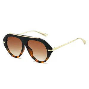 Muted Lens Oversized Pilot Sunglasses - UV400 Classic Frame