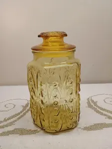 Vintage LE Smith Amber Yellow Glass Lidded Canister Imperial Atterbury Scroll 9"