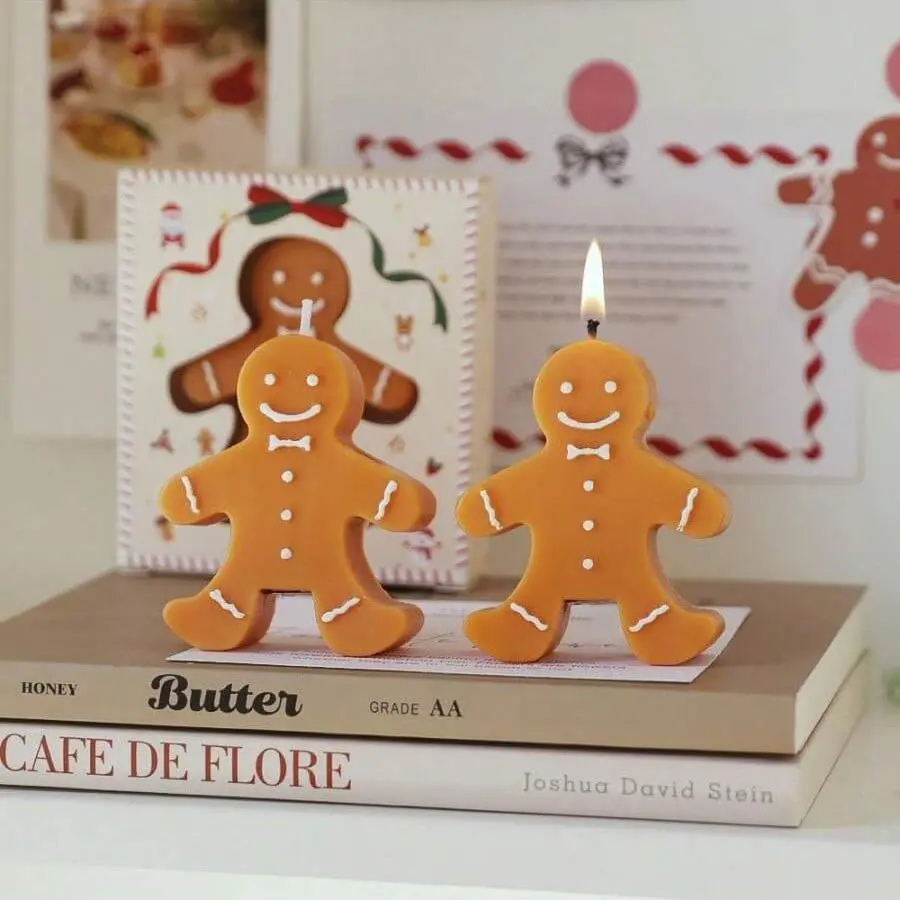 Gingerbread Man Shaped Aromatherapy Candle, 2 Counts/set Creative Decorative Candle, Home Decor Ornament for Living Room Bedroom Dining Room