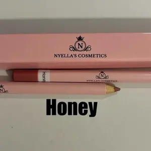 Lip liner-Honey