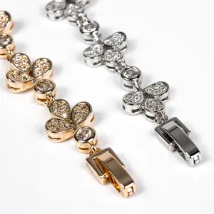 Teardrop Clover Bracelet | Lucky Charm Bracelet for Women