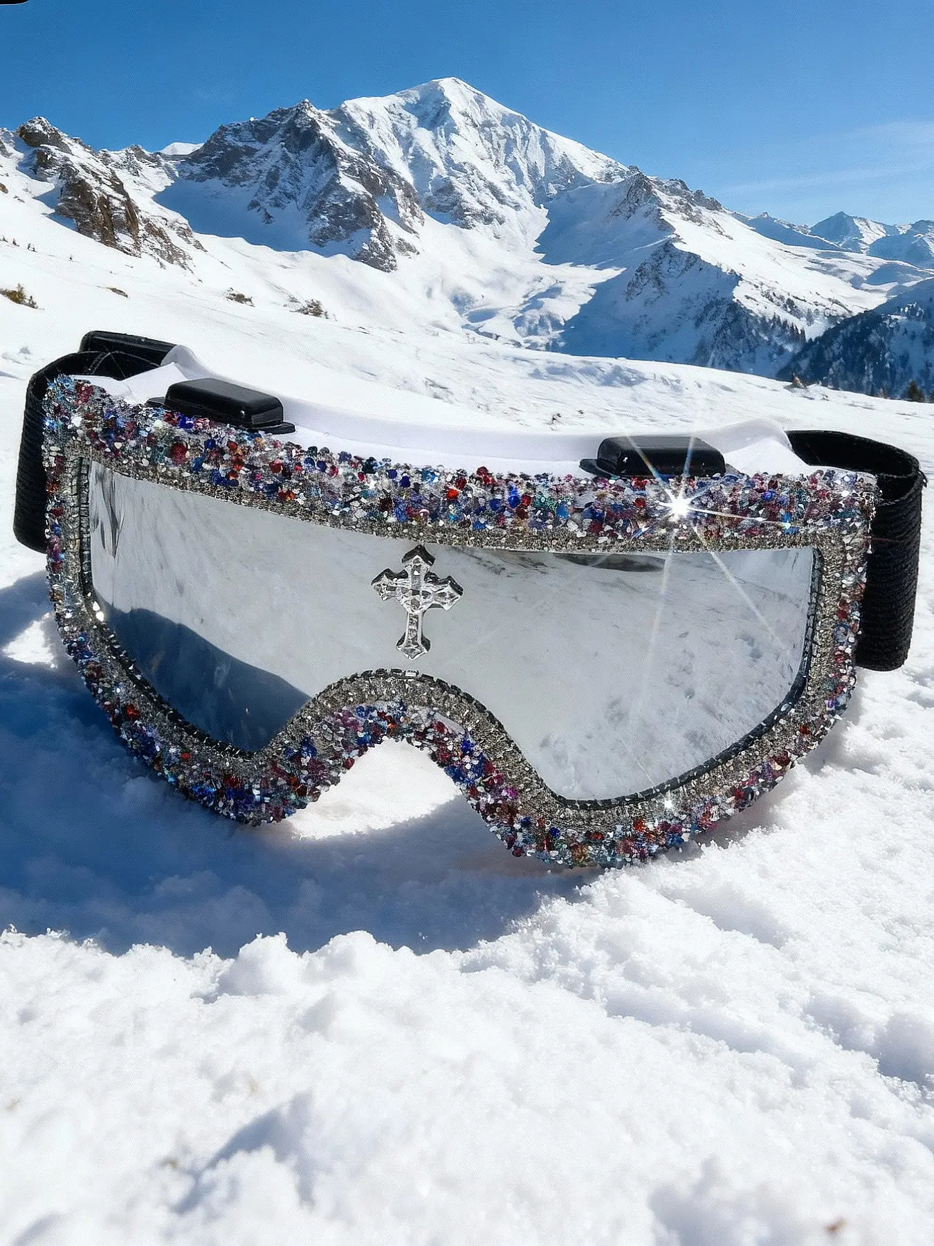 Unisex Rhinestone Criss-Cross Design Sunglasses, PC Frame UV Protection, Fashionable Sporty Streetwear Style, All-Season Wear, Fashion Sports Sunglasses
