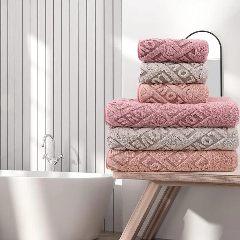 2-Pack Love Bath Towels Set, Premium Towel Set, Soft Absorbent, Super Absorbent Towels, Towel Sets for Bathroom, Bathroom Essentials, Home Use, Valentine's Day Gift, Reusable, No Ca Prop 65 Warning