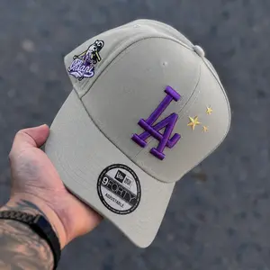 New Era Los Angeles Dodgers 9FORTY Hat – MLB Stone Curved Brim Adjustable Cap Featuring Purple LA Embroidery, Gold Star Detail And Retro Side Mascot Patch