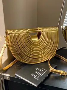 Fashionable, simple, versatile woven bag for women, hand-held bag for women, personalized, trendy, high-end bamboo bag, beach bag, semi-circular bamboo woven bag