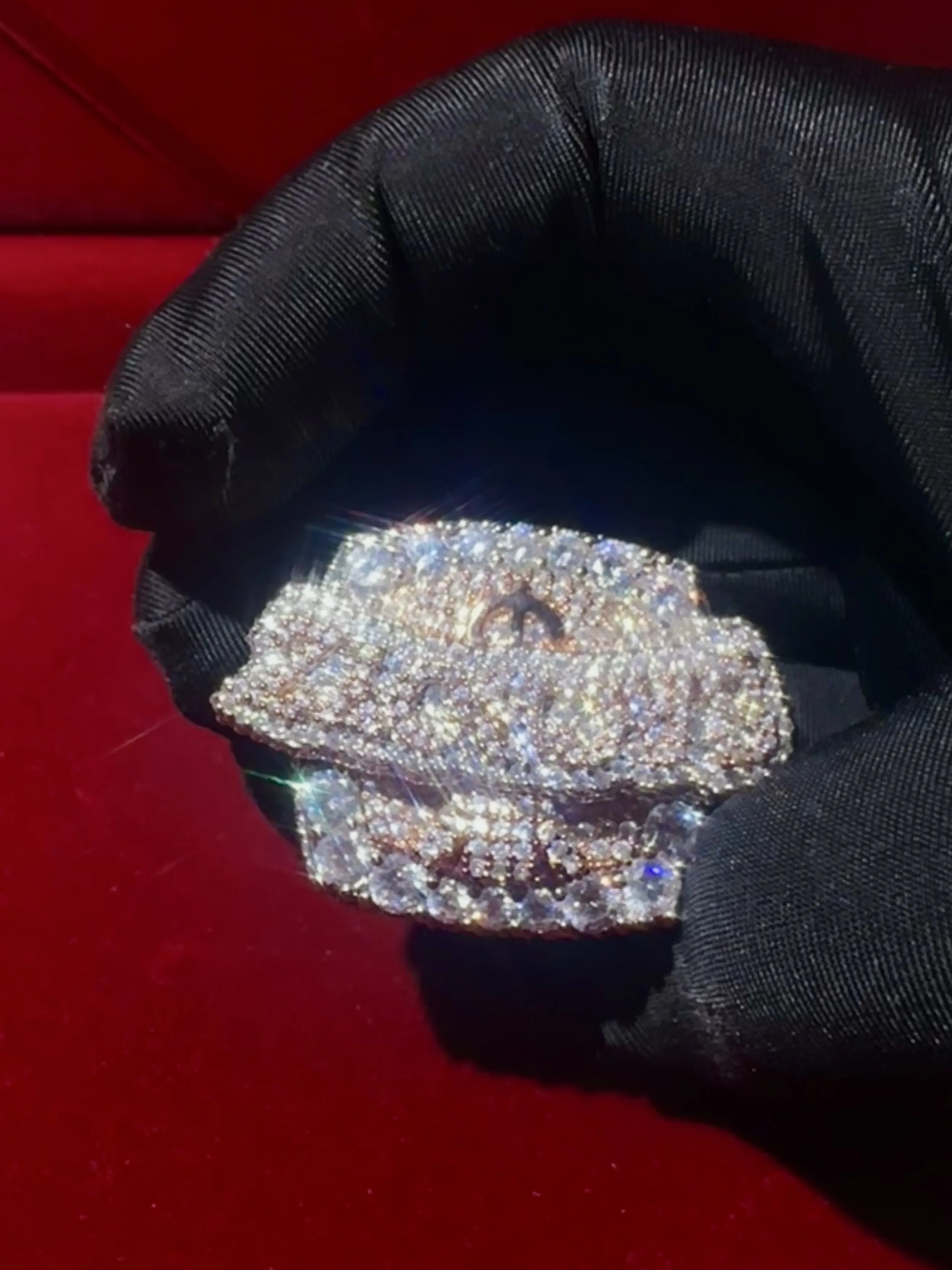 Champion ring, fully diamond-studded big ring worn by luxury rappers, hip-hop luxury ring, luxury rap ring, Halloween gift