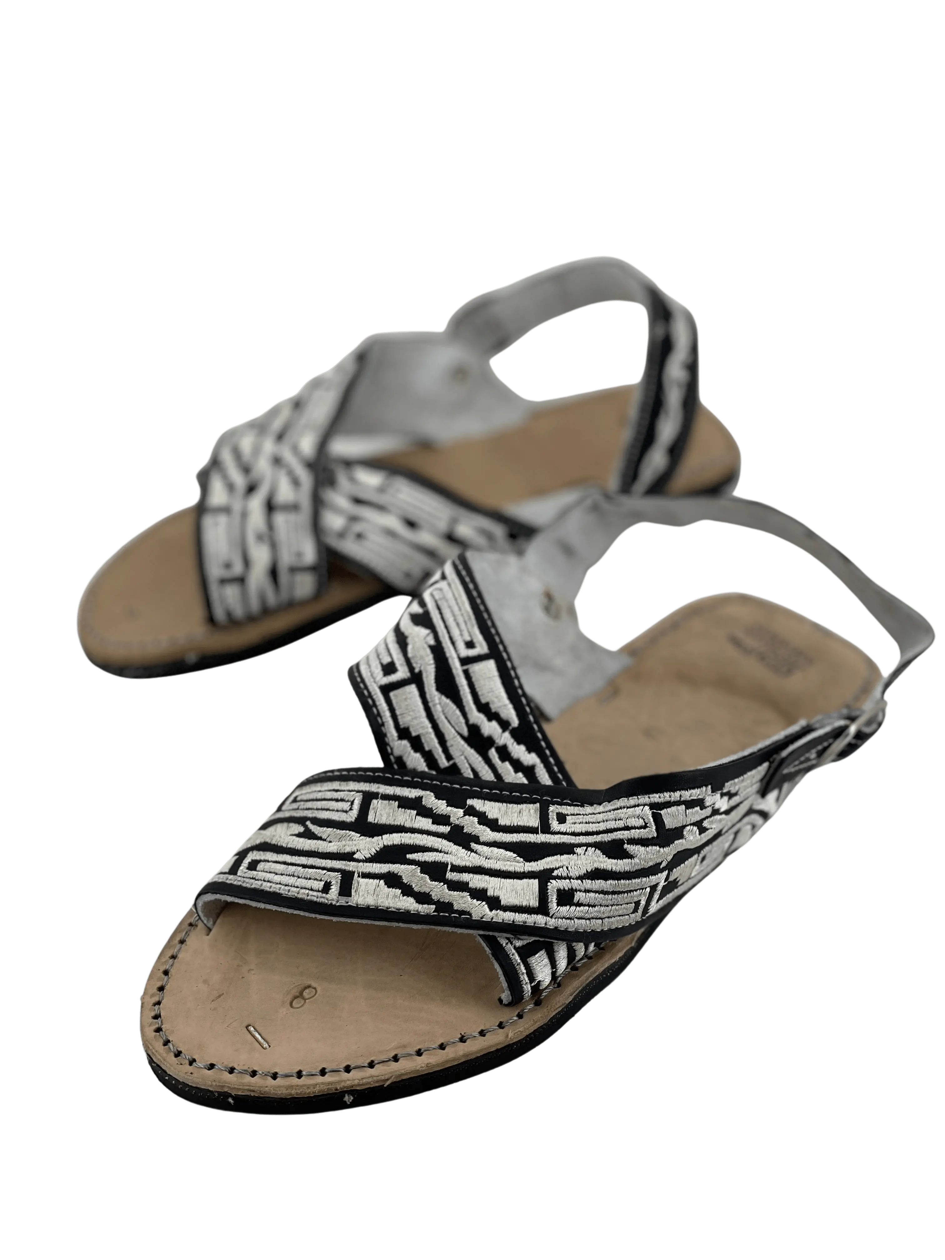 Men's Bordado Leather Cruzado Huarache Shoe
