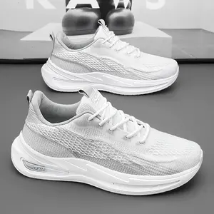 Men's summer breathable fly-knit mesh sports shoes for junior high school students and teenagers, non-slip, casual, versatile white mesh shoes