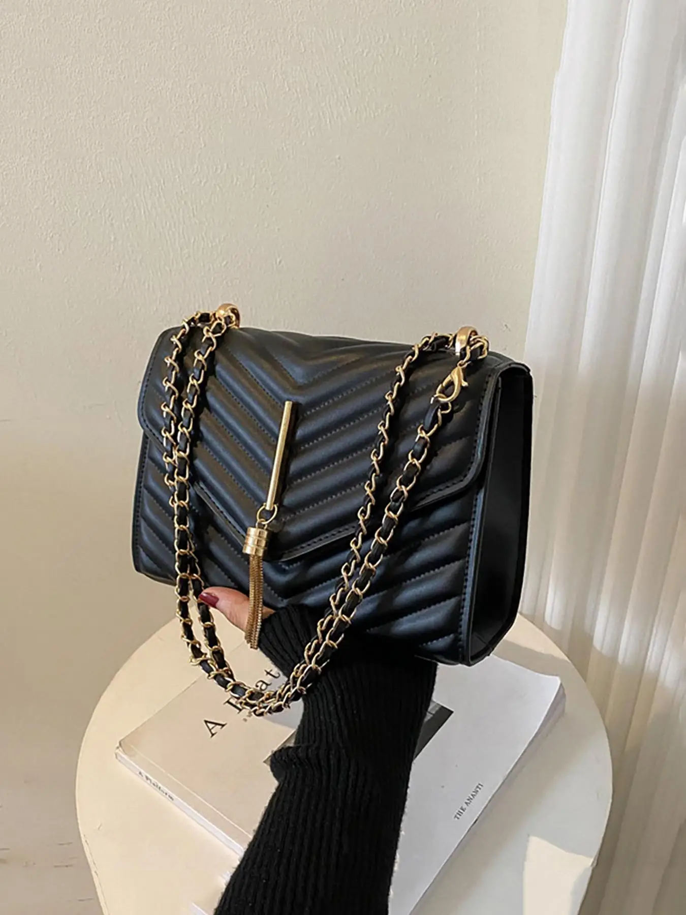 Women's Solid Color Embossed Tassel Metal Buckle Small Square Bag, Shoulder Bag for Daily Used & Work, Trendy Versatile Daily Commuting Bag, Trendy Co