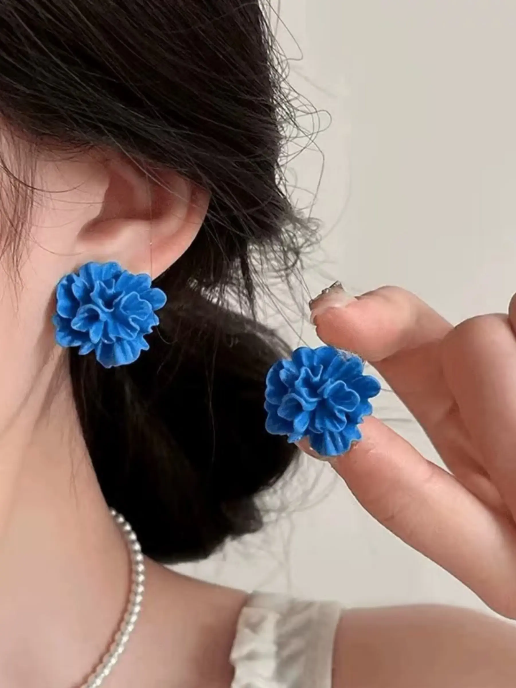 Boho White Flower Acrylic Earrings Vintage Charm 3D Resin Gardenia Camellia Pear Blossom Flowers Plant Lightweight Stud Earrings for Women Wedding Bridal Birthday Party Trendy Jewelry Gifts