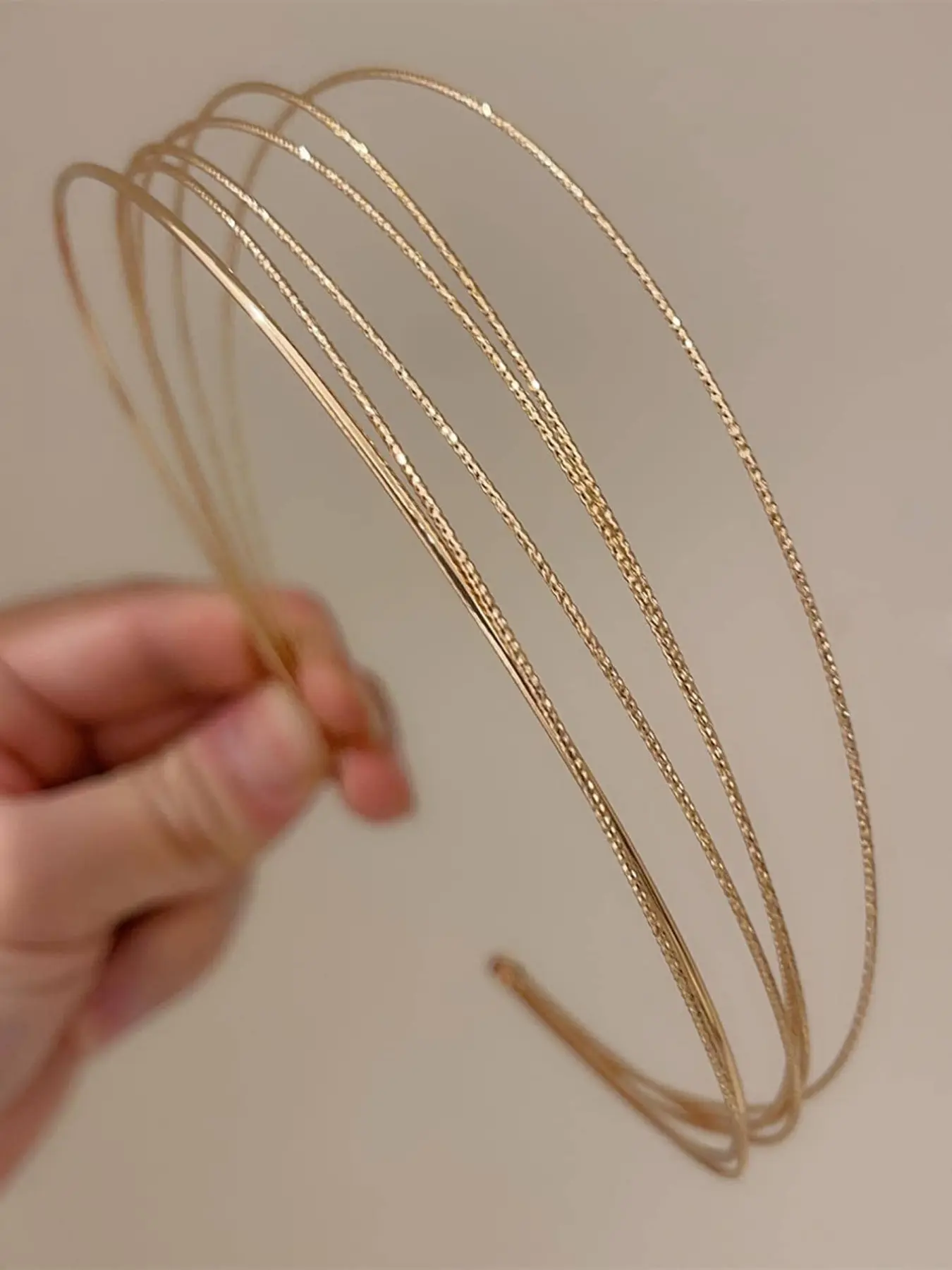 1 pc Fine Wire Metal Headbands, Minimalist European & American Design Aesthetic Hairpins For Outings, Parties, Daily Street Style Hairband Hair Hoop Metallic Finish Hair Accessories Head Accessories