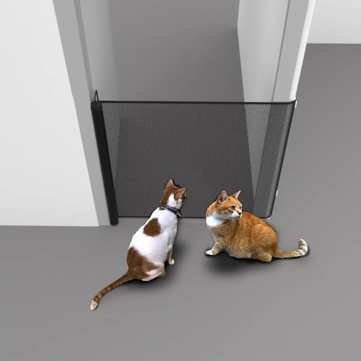 Safety Pet Gate Retractable Mesh Dog Fence for Stairs Hallways Kitchen Indoor Outdoor Use Wide Adjustable Height Easy Installation Pet Barrier