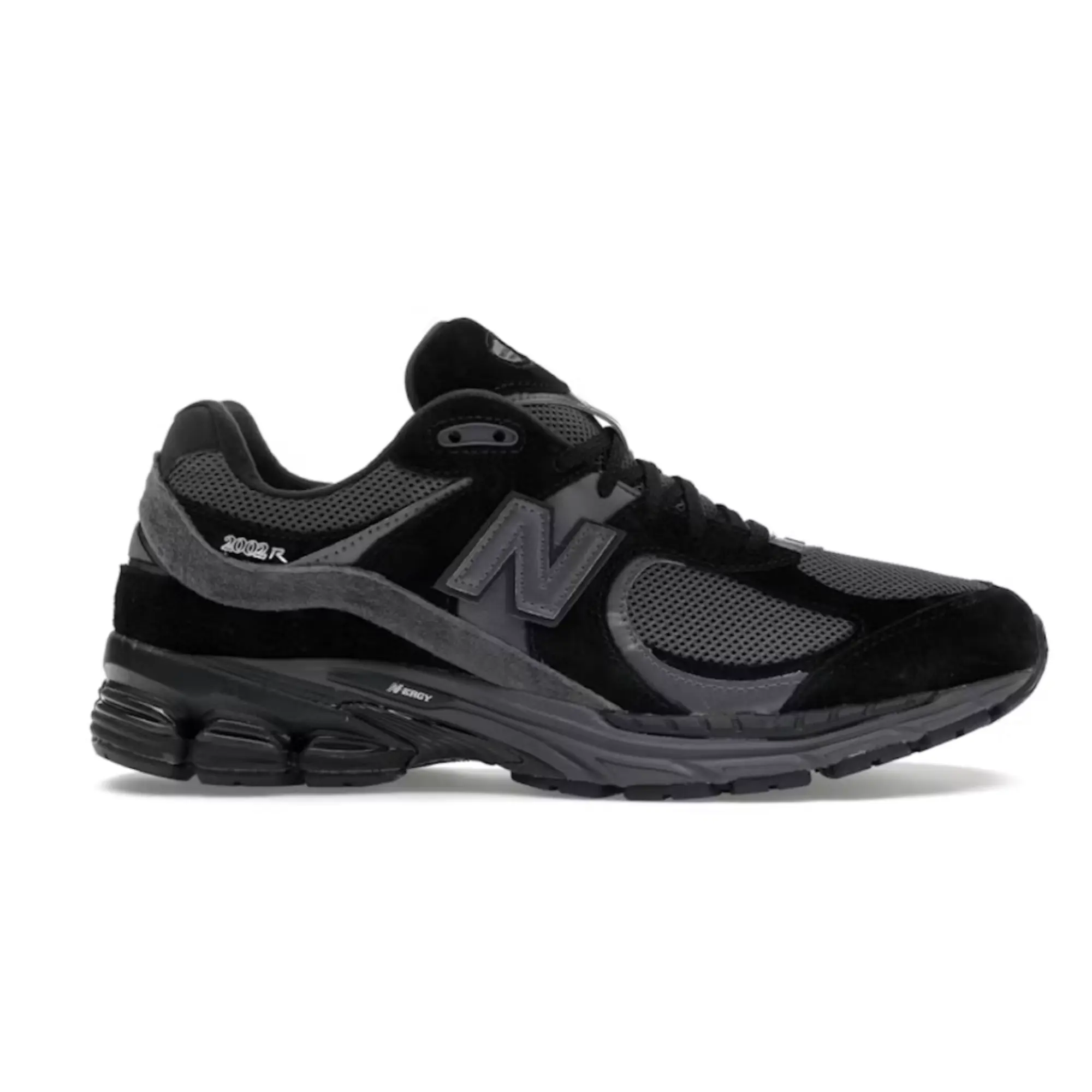 New Balance M2002RBL New Balance 2000R Black & Grey Sneakers with Mesh and Velvet Material for Comfort and Style