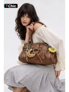 Light luxury retro lock head key handbag with stud buckle design large capacity bag