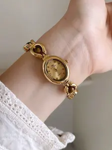 Fashion Simple Pearl Women's Bracelet, Amber & Emerald Design, Versatile for Beach Party Daily Wear, Perfect Gift for Women