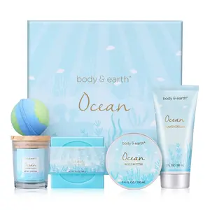 Bath Set with Ocean Scented Spa Gifts for Her, Includes Scented Candle, Body Butter, Hand Cream, Bath Bar and Bomb, 5 Pcs Mother's Day Gift For Mom Pamper Your Mother