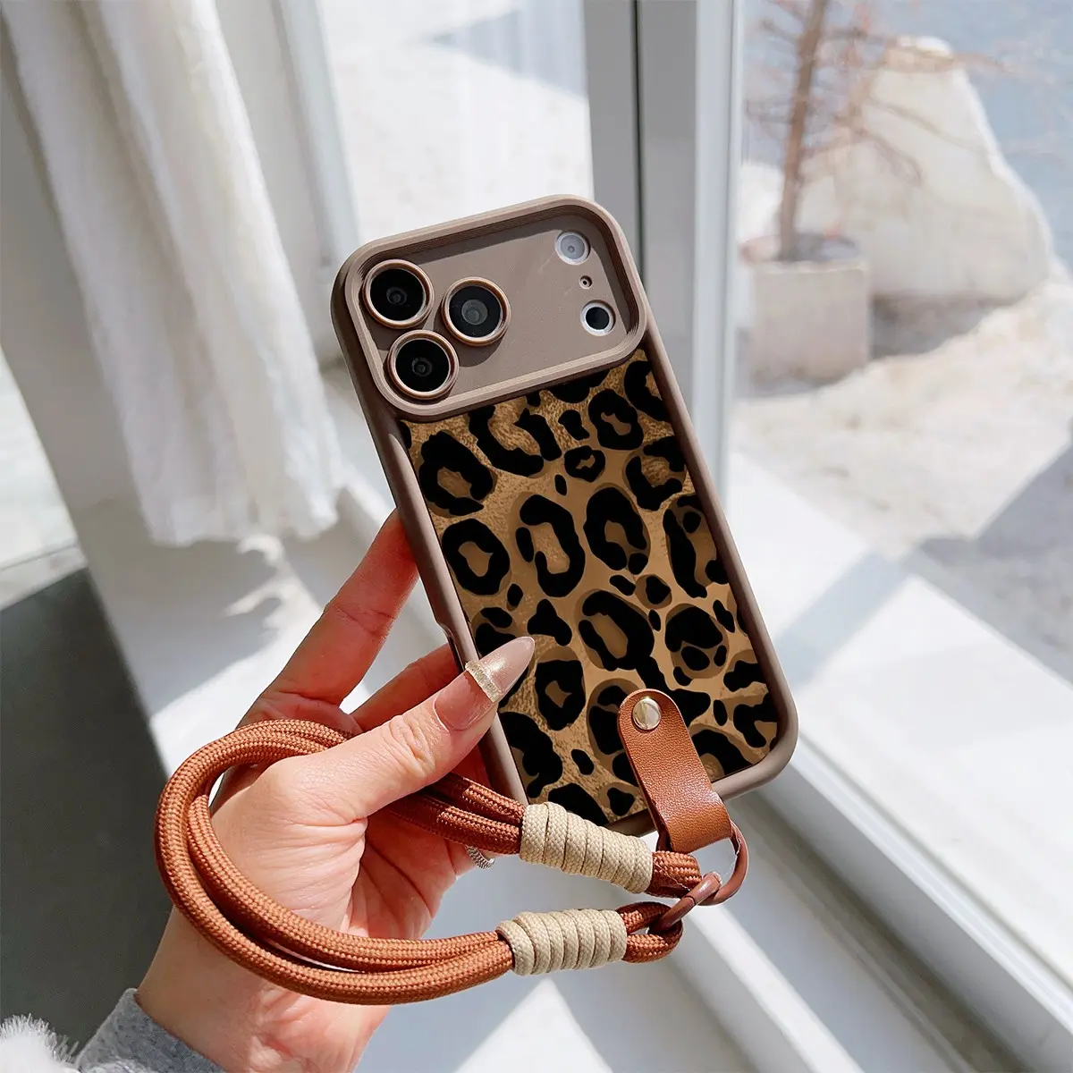 Convenient Lanyard Phone Case with Wrist Strap Leopard Print, Protective Anti-Drop Durable Tpu Protection Cover Casing Accessories for iPhone 6/7/8/x/11/12/13/14/15/16/17 Pro Max