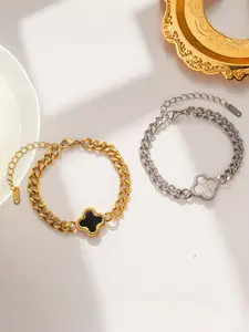 Hypoallergenic 18K Gold Plated Bracelet, Women‘s White/Black Lucky Clover Beaded Bracelet, Non Tarnish Stainless Steel Fashion Bracelet, Birthday Gift for Girlfriend Best Friend, Everyday Jewelry, Elegant Jewelry Bracelet