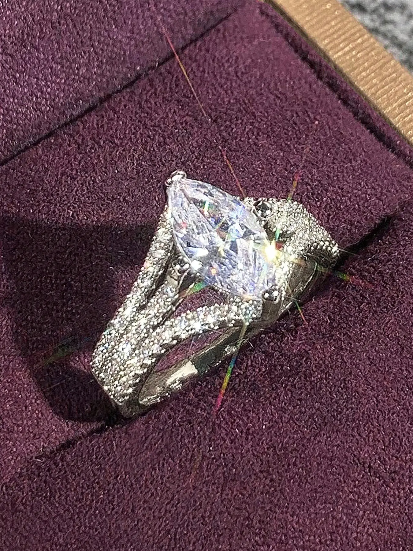 Fashionable Artificial Zircon Ring for Women, Unique Rings, Wedding Engagement Teardrop Bridal Rings Anniversary Party Accessory Gift, Elegant Jewelry for Special Occasions