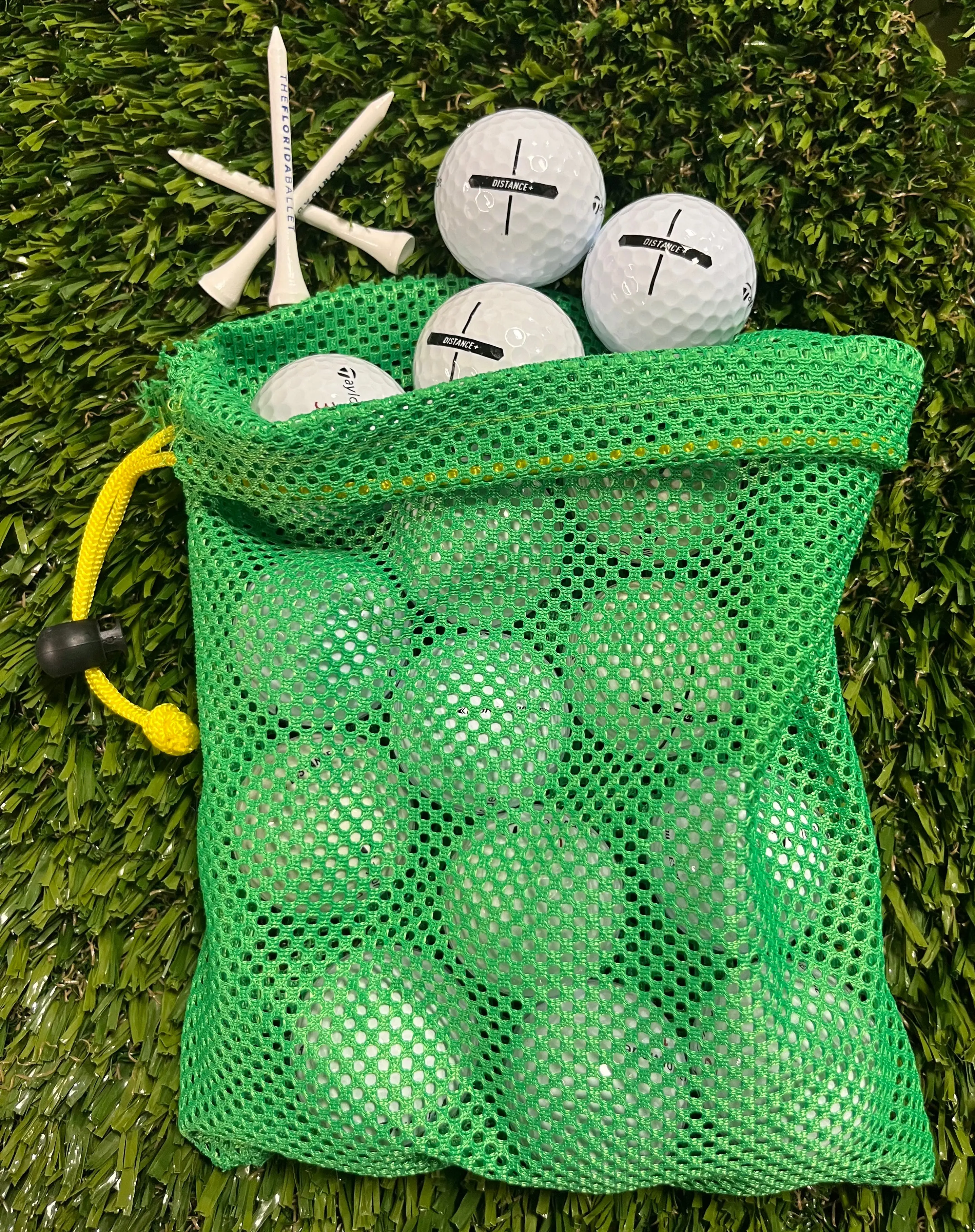 TaylorMade Distance+ White - Baker's Dozen in Mesh Bag