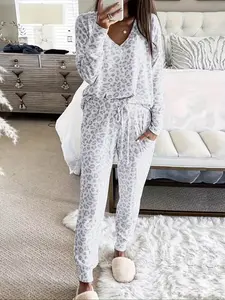 Women's Leopard Print Long Sleeve Top & Elastic Waist Butterfly Cuffed Pants, Soft Comfortable Knit Loungewear Pajamas Set for All Seasons, Casual Homewear for Women