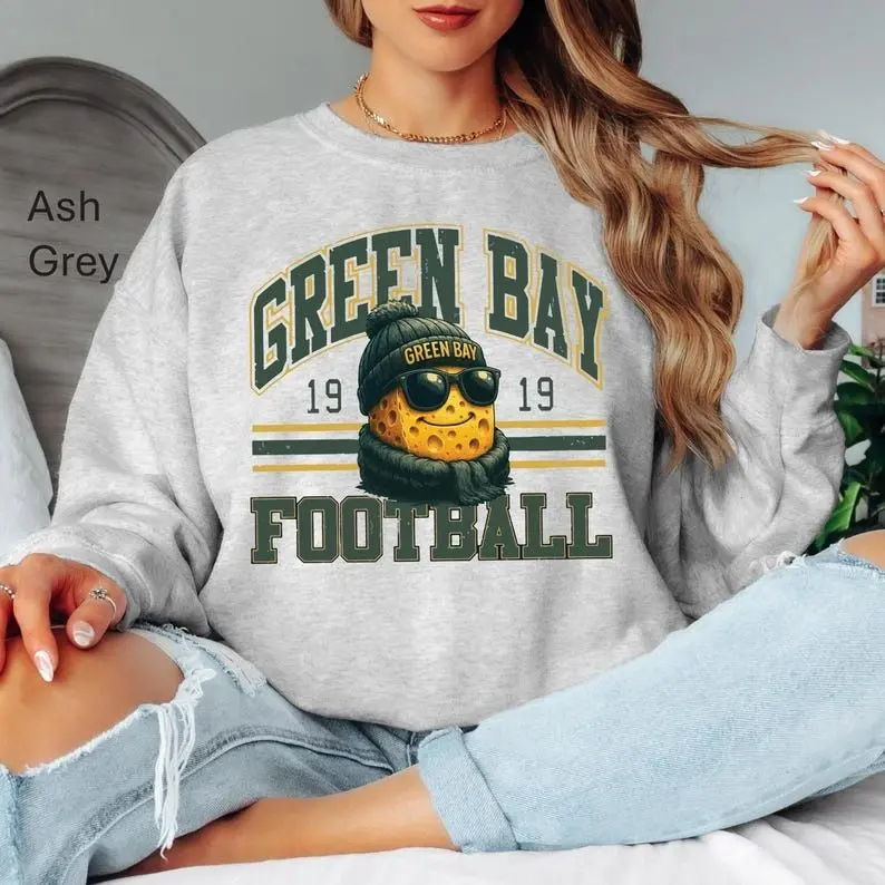 [Sale off up to 50%] Green Bay Sweatshirt, 90s Vintage, Vintage Football Sweatshirt, Vintage Green Bay Sweatshirt, streetwear graphic tee