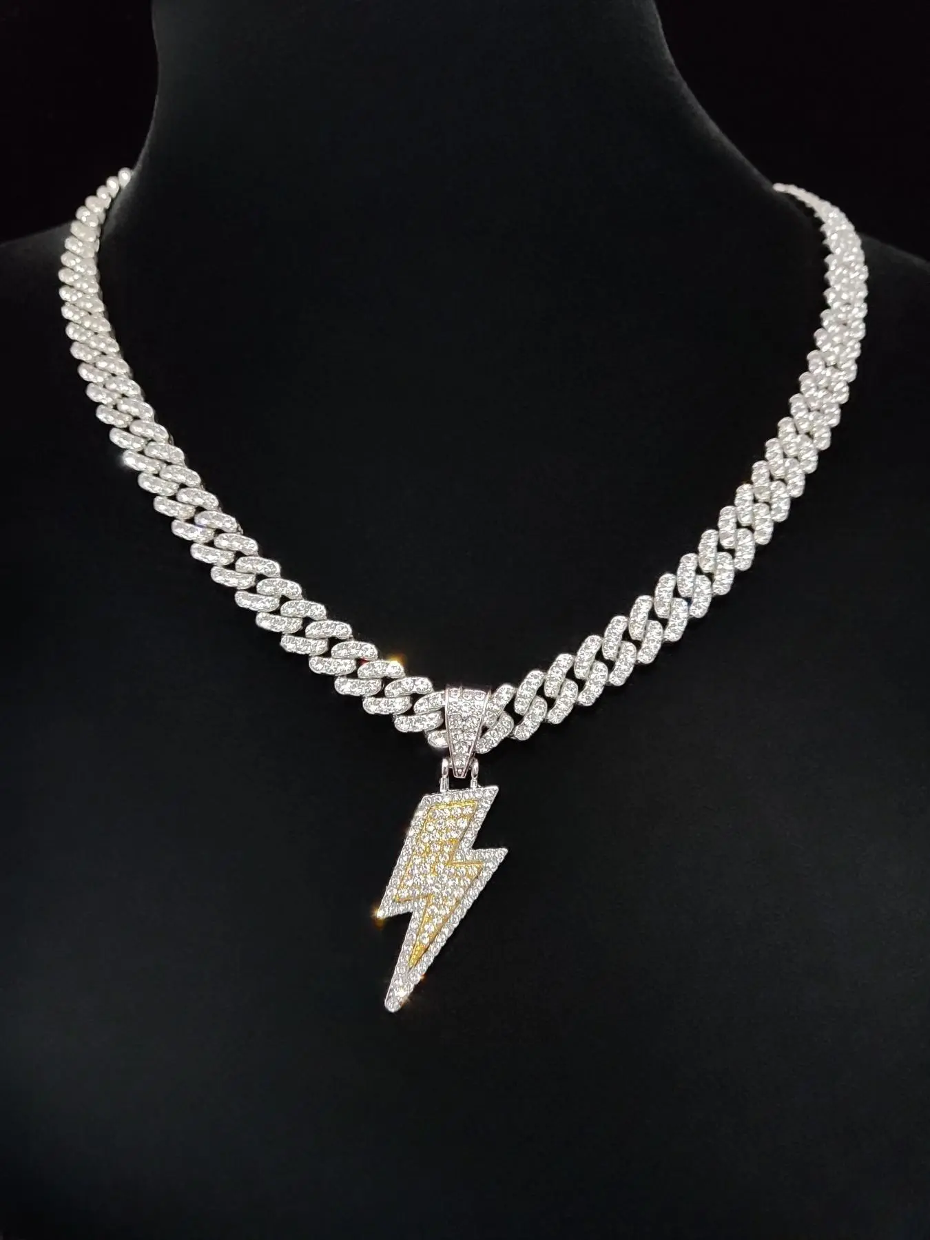 Lightning Shaped Pendant & Cuban Link Design Chain Fashion Accessory Necklace, Punk Style Jewelry for Party, Daily Decor, Trendy All-match & Exquisite Jewelry for Birthday Gift