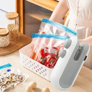 Mini Handheld Heat Bag Sealing Machine Portable Food Package Sealer Clip-on Design for Plastic Bags Easy to Use Compact and Versatile Sealing Solution