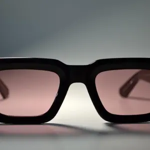 XHALE LENS ‘DEVOTION’ (SCARLET NIGHT)