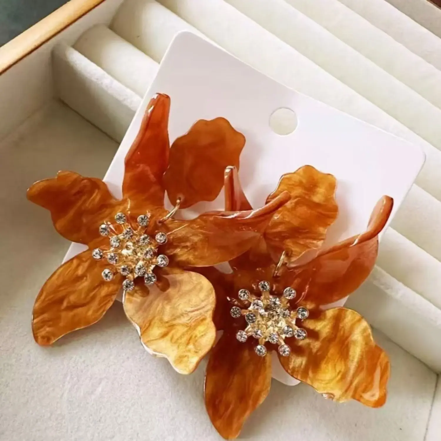 Seiko Women's Fashion Acrylic Diamond Flower-Shape Earrings, Long Exaggerated Bohemian Look Accessories, Long Earrings