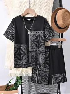 Two-piece Set Boy's Patchwork Print Short Sleeve Top & Shorts, Casual Fashion Round Neck Top & Shorts for Daily Wear, Kids Summer Clothes, Clothing Sets