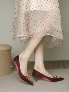 Elegant Classy Wedding Shoes for Women, Stylish New Bride High Heels, Comfortable Low-Heeled Design, Perfect for All Seasons & Occasions