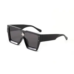 Zuna Brand Eyewear Unisex Men's Fashion Sunglasses, Polycarbonate Impact-Resistant Lenses, UV400 Protection, Black Frame, Men's Sunglasses