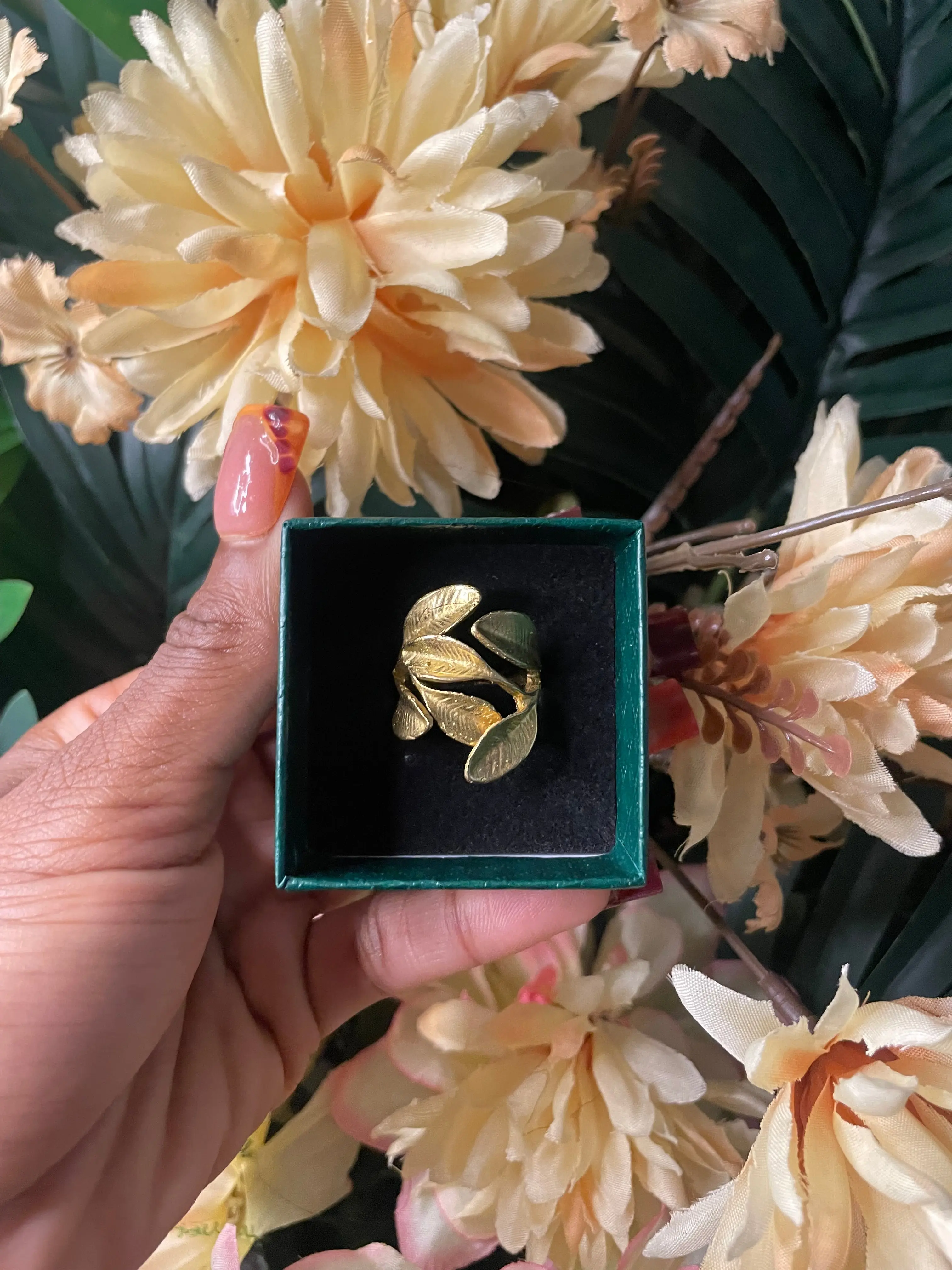 Leafy ring ✨ Leafy ring ✨