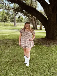 PLUS SIZE GINGHAM PRINT PUFF SLEEVE ROMPER