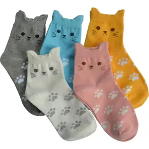5 pairs of women's cat socks, cute animal socks, fun Christmas gifts, suitable for cat lovers