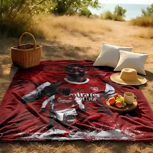 1 piece Arsenal star shining moment themed flannel blanket - Super soft fluffy flannel blanket, suitable for sofas and beds, all-season use, modern design, digitally printed pattern, 100% polyester material, machine washable, suitable for travel