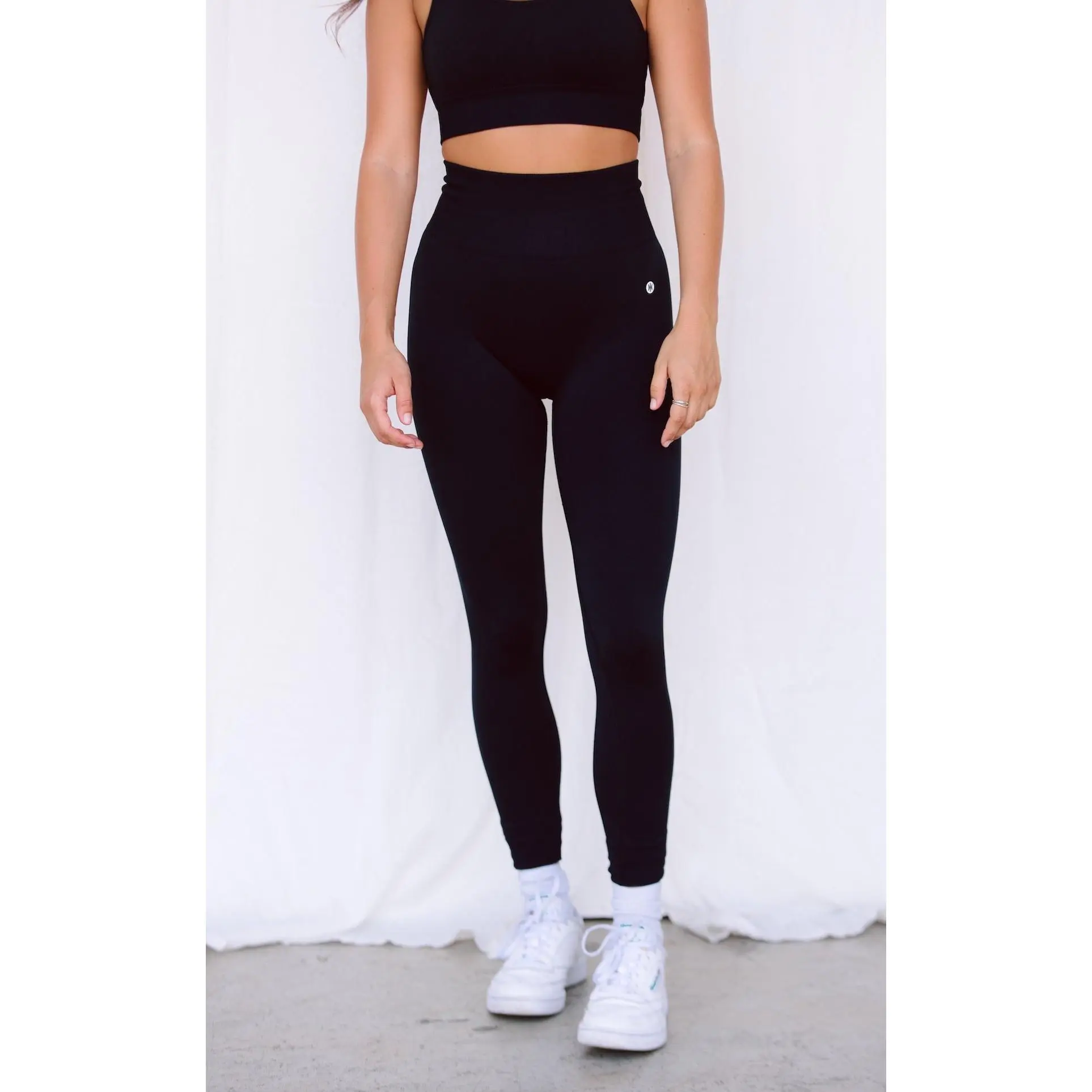 Astoria VELOCITY Seamless Legging - Black