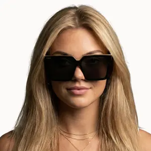 DAX EYEWEAR LARK in Black Trendy Vintage Polarized Sunglasses with Gold Accents Large Rectangle Frame UV400 Protection for Stylish Sun Protection