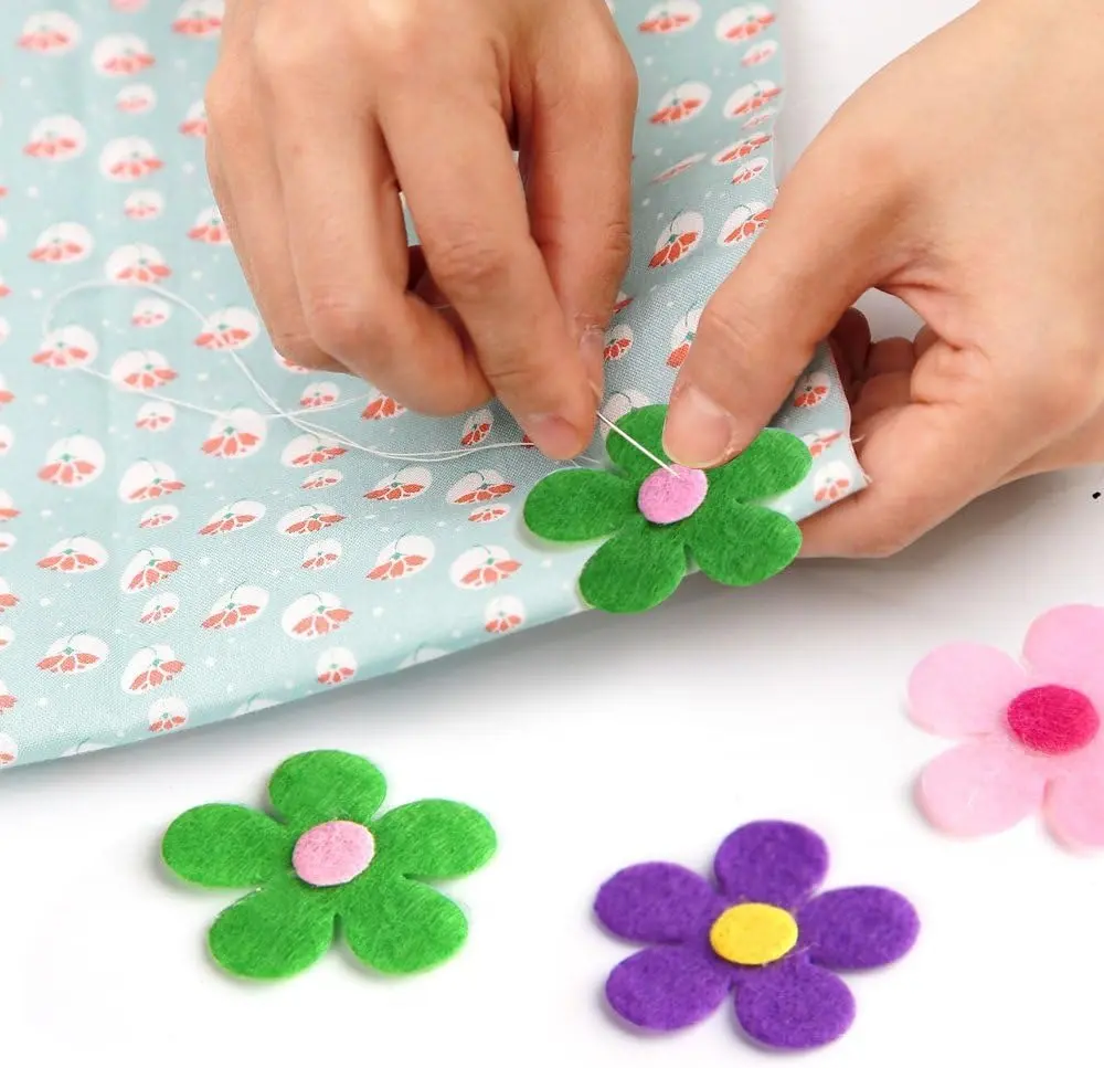 40 pieces of various colored felt patches, suitable for sewing, decals, flower decorations and other purposes, suitable for clothing, hats and other items, filling fabrics, DIY handmade production (size about 3 centimeters/1.1 inches)