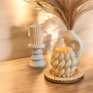 Knot Ball Candle Soy Wax Mahogany Teakwood Coconut - Elegant Centerpiece for Home Decor with Long-Lasting Burn Time and Aroma