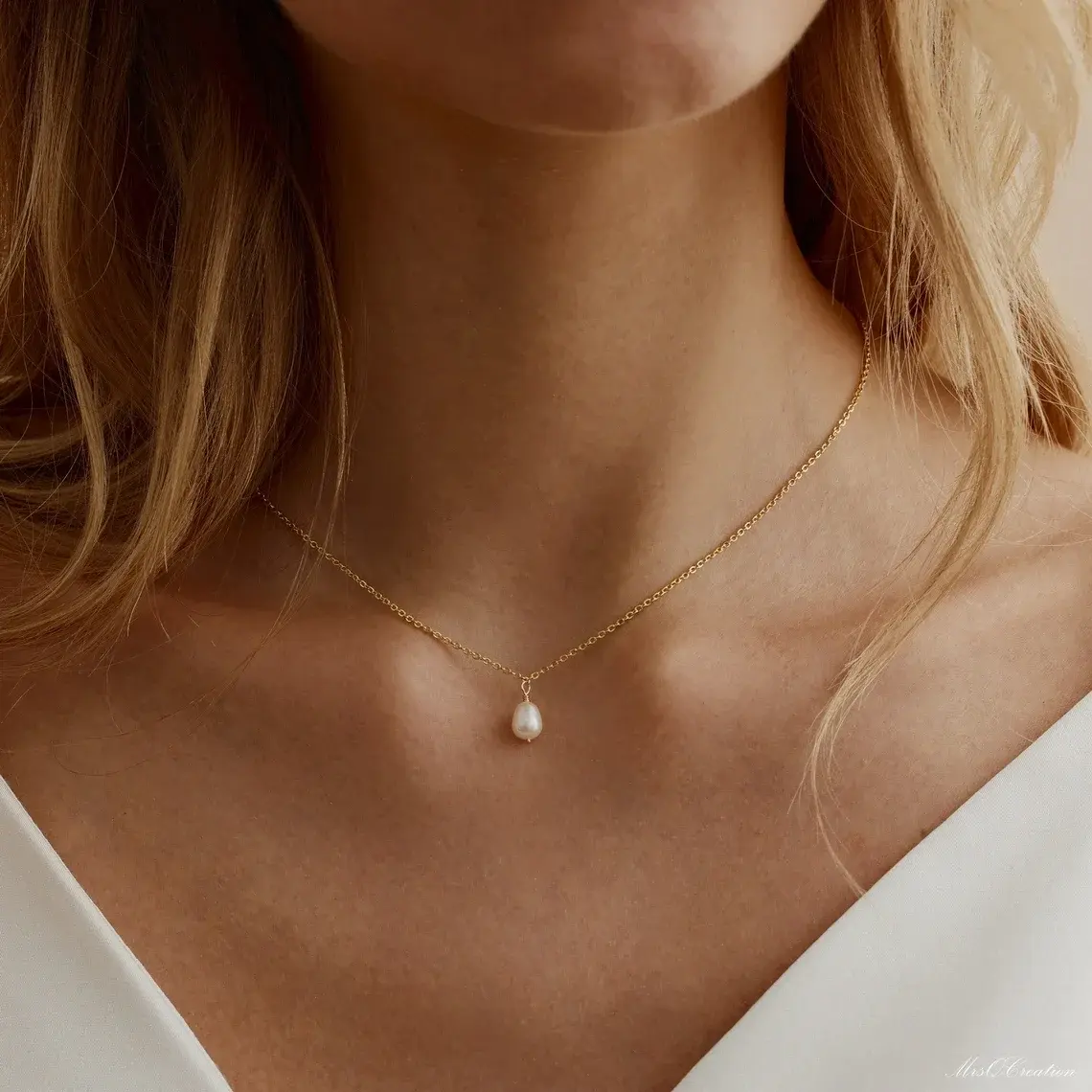 CCGOOD Stainless Steel Chain Necklace for Women Adjustable Boho Beach Minimalist Jewelry Gift for Her Natural Pearl Charm Choker