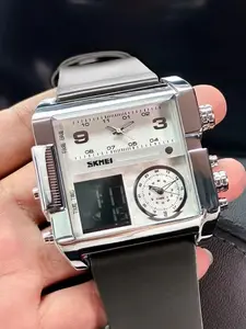 Men's Fashion Square Dial Digital Watch, Casual Trendy Luminous Waterproof Multifunctional Watch, Fashionable Wristwatch with Digital Display for Men, Quartz Watch, Modern Trendy Watch, with Box