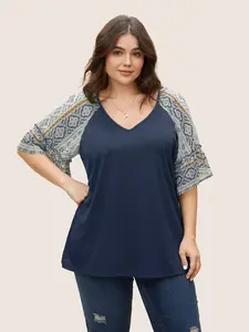 【Summer Turn-Up】BlOOMCHIC Plus Size Women's Boho Print Patchwork Polyester T-shirt, Fitted V-Neck Raglan Half-Sleeve, Navy Blue/Black, Summer Streetwear, Minimalist Bohemian Elegance [1x-6x] 2026 Summer Pick for Mother's Day