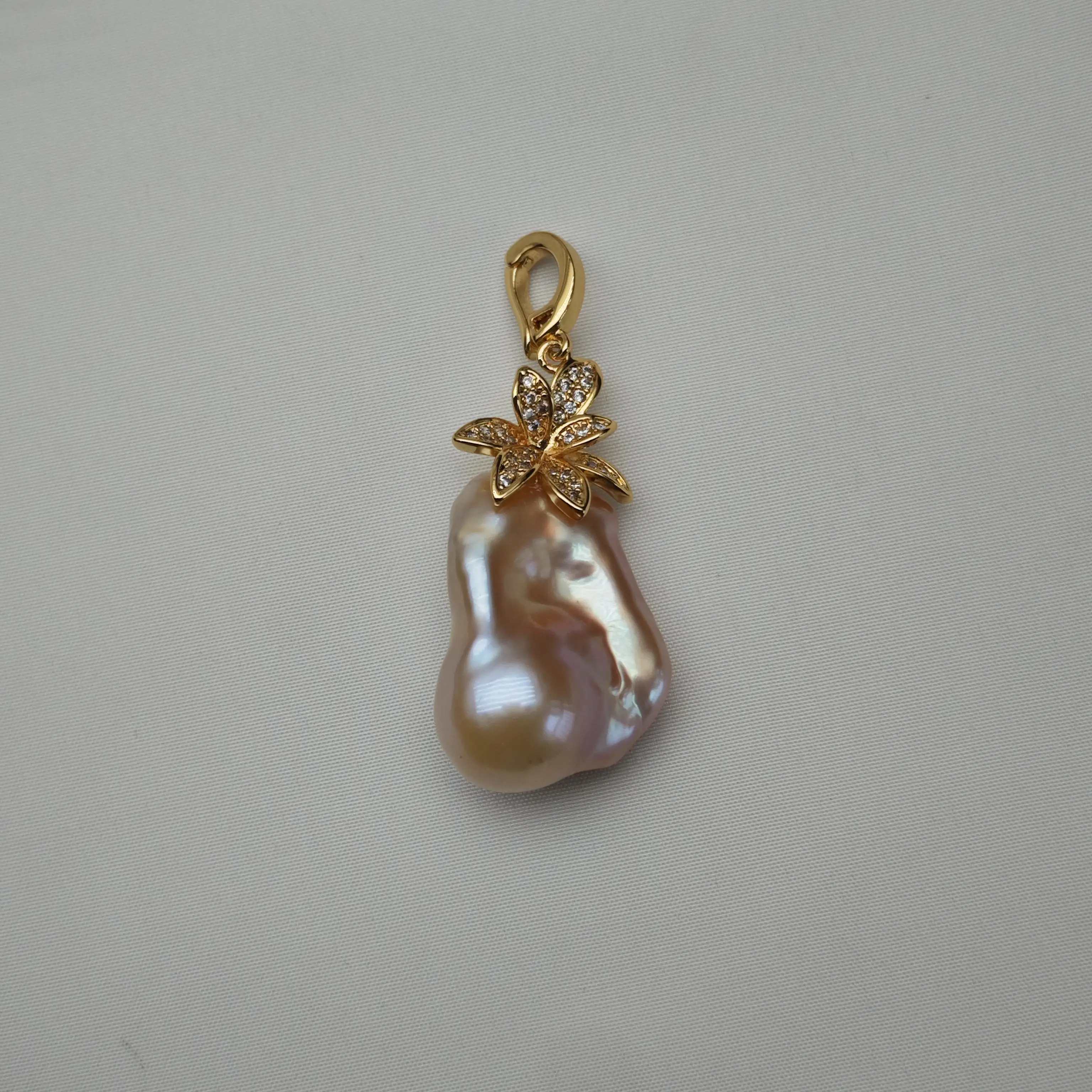 P522  Fresh water baroque pearl pineapple pendant